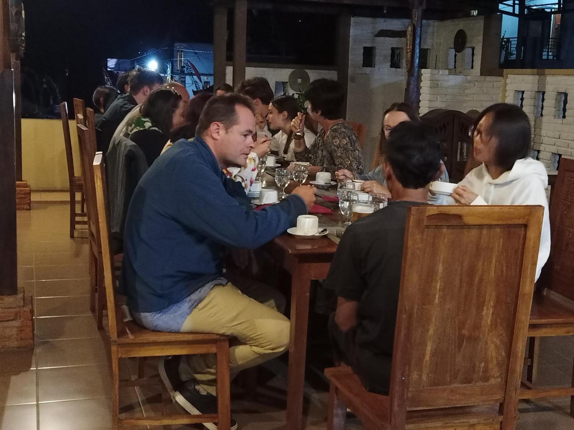 KARANG SARI Guesthouse Munduk Eksteriør billede