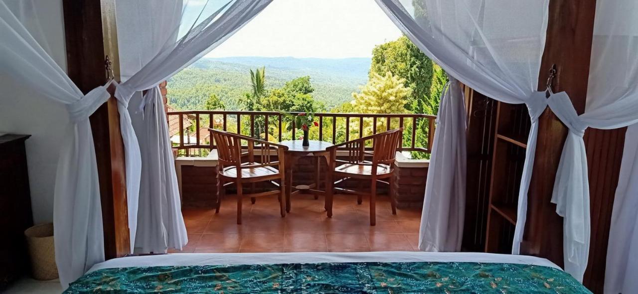 KARANG SARI Guesthouse Munduk Eksteriør billede